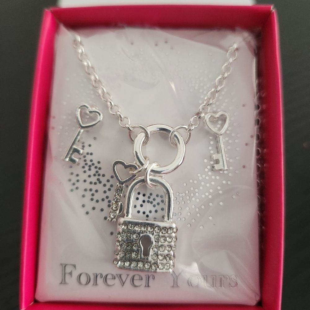 Studio 1886 Sacred Sentiments Necklace And Earring Set Lock Silvertone Avon